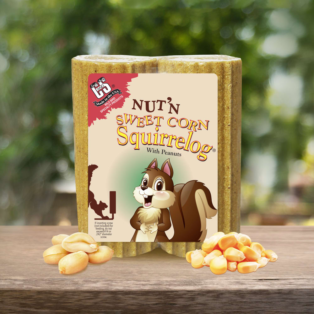 Up close shot of C&S Nutân Sweet Corn Squirrelog Refill on table